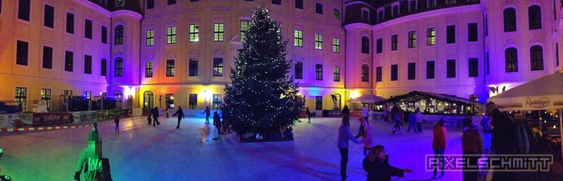 Eislaufbahn Dresden im Innenhof des Hotels Kempinski