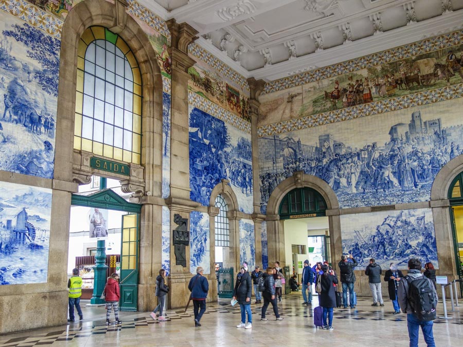 Porto Sehenswürdigkeit: Der Bahnhof Sao Bento