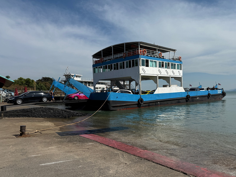 Die Fähre nach Koh Chang