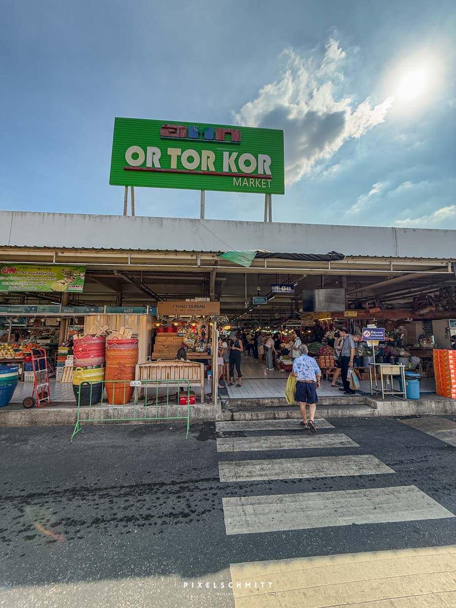 Einer der Eingänge zum Markt